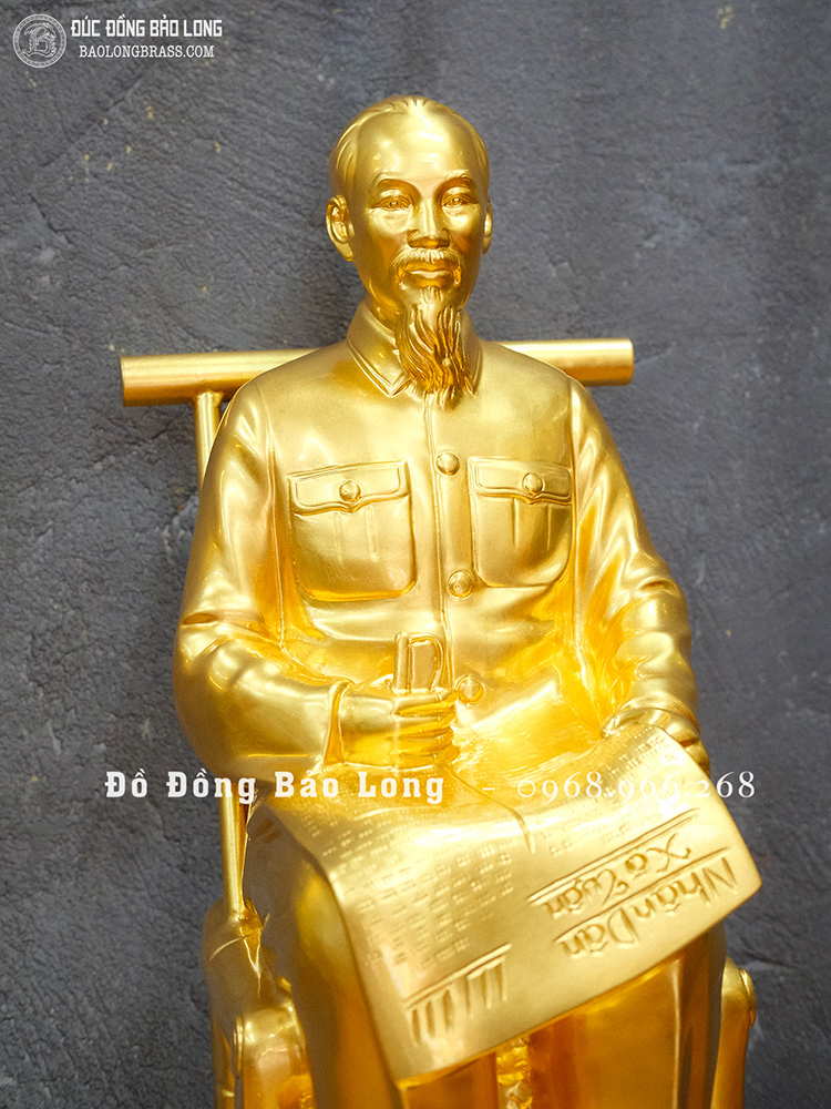 Tượng Bác Hồ Ngồi Đọc Báo Nhân Dân Cao 50cm Dát Vàng