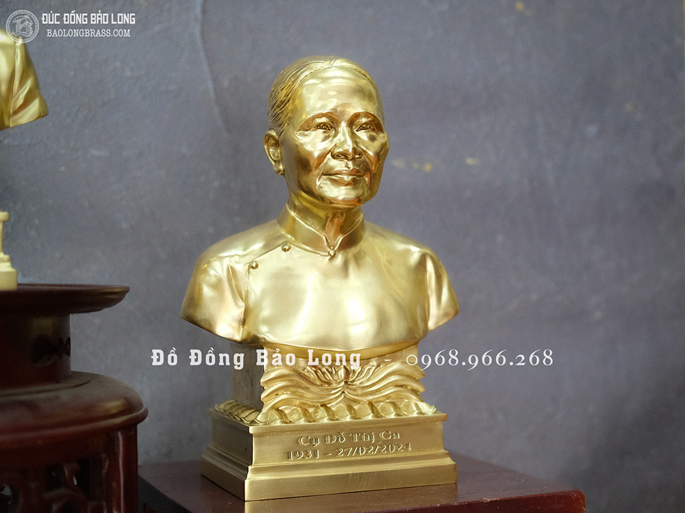Tượng chân dung cụ ông cụ bà bằng đồng vàng cao 30cm