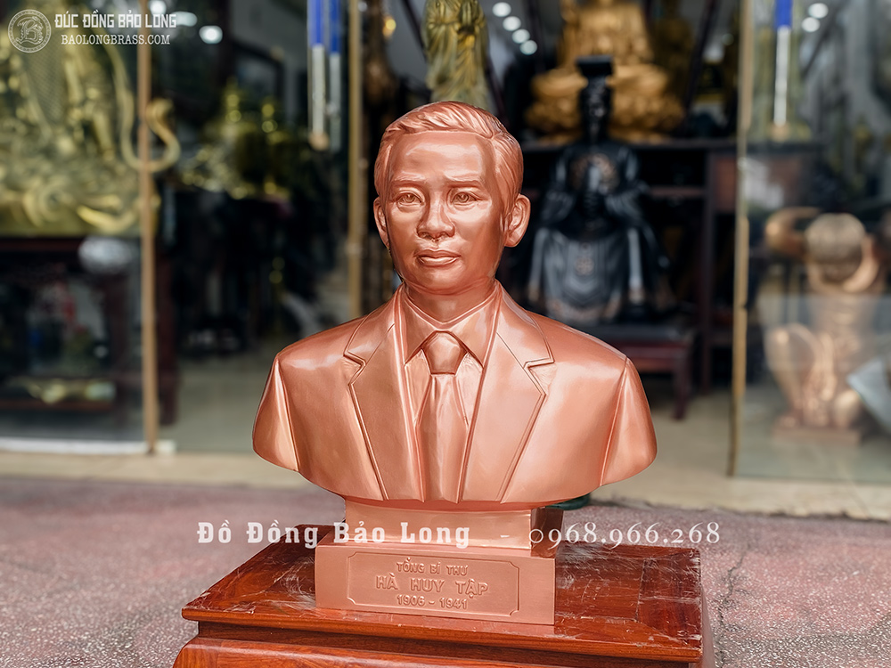 Tượng Chân Dung Hà Huy Tập Bằng Đồng Đỏ Cao 61Cm