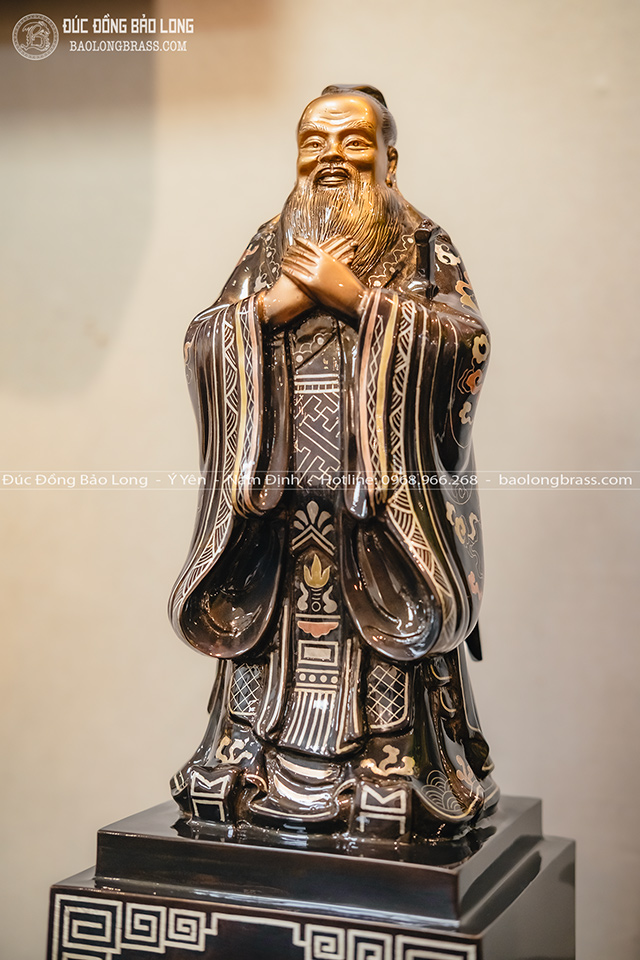 tượng khổng tử bằng đồng khảm tam khí 42cm bệ vuông