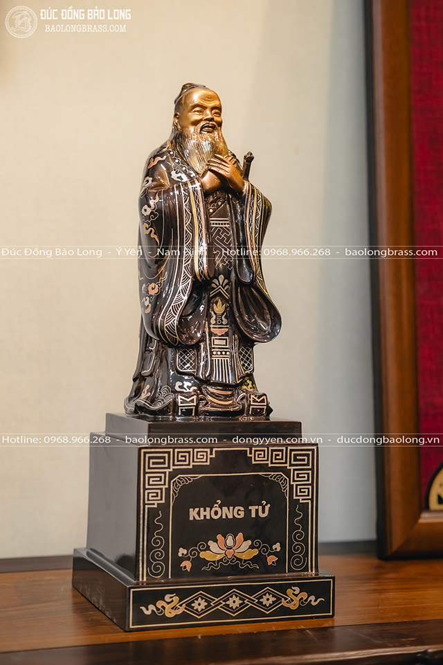 tượng khổng tử bằng đồng khảm tam khí 42cm bệ vuông