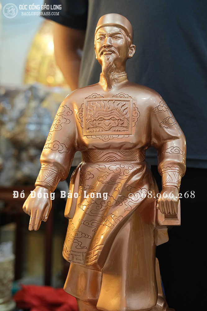 tượng Lê Lợi bằng đồng đỏ cao 69cm