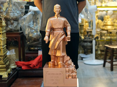 Tượng Lê Lợi Bằng Đồng Đỏ Cao 69Cm