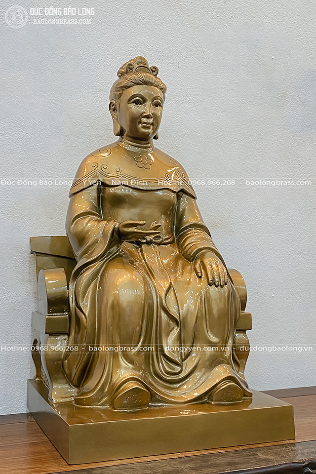 Tượng Thánh Mẫu Linh Sơn bằng đồng đỏ cao 61cm