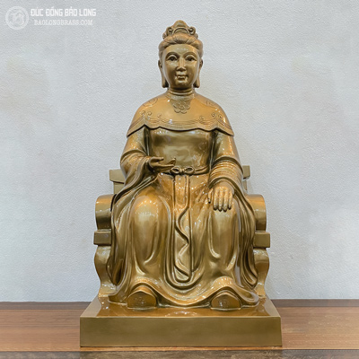 Tượng Thánh Mẫu Linh Sơn bằng đồng đỏ cao 61cm