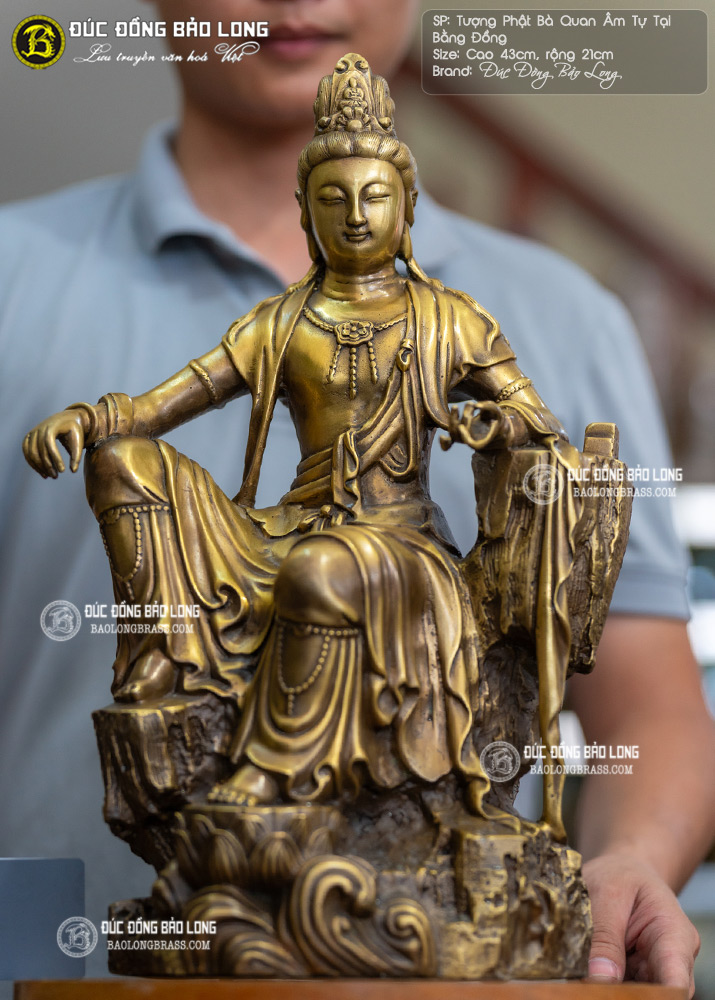 tượng Phật Bà Quan Âm  Tự Tại bằng đồng