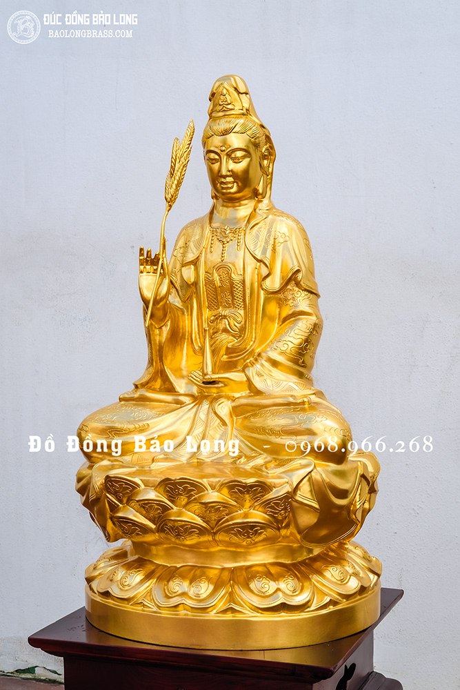 Tượng Phật Bà Quan Âm cầm nhành liễu bằng đồng dát vàng 24K cao 61cm
