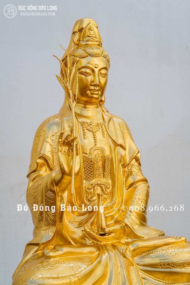 Tượng Phật Bà Quan Âm cầm nhành liễu bằng đồng dát vàng 24K cao 61cm
