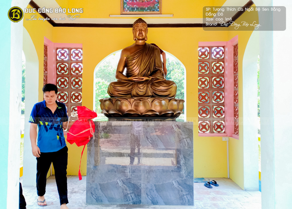 tượng Phật Thích Ca bằng đồng đỏ cao 1m8