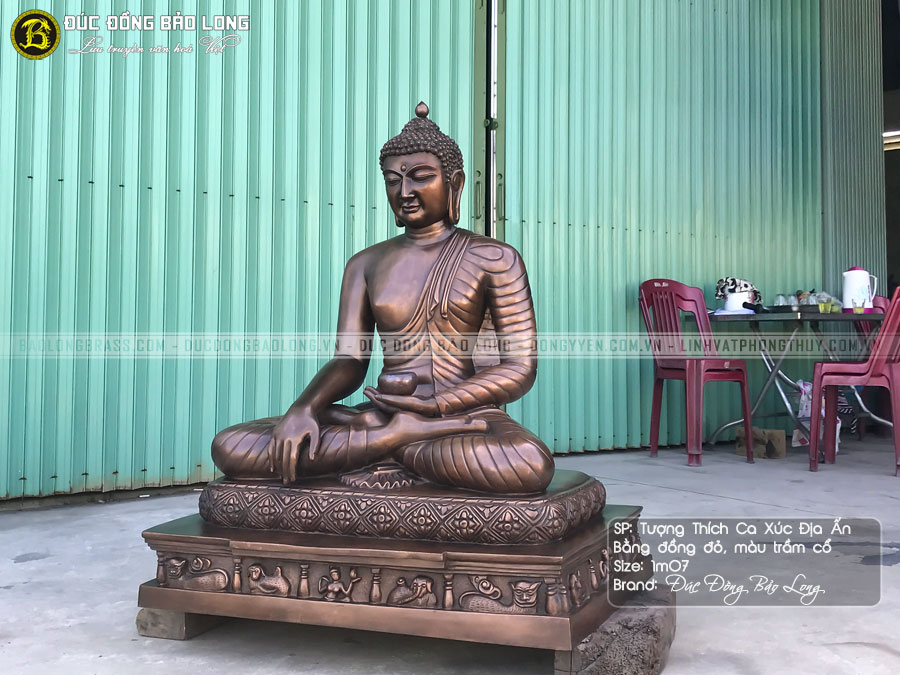 Tượng Phật Thích Ca Xúc Địa Ấn Bằng Đồng Cao 1m07