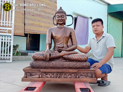 Tượng Phật Thích Ca Xúc Địa Ấn Bằng Đồng Cao 1m07