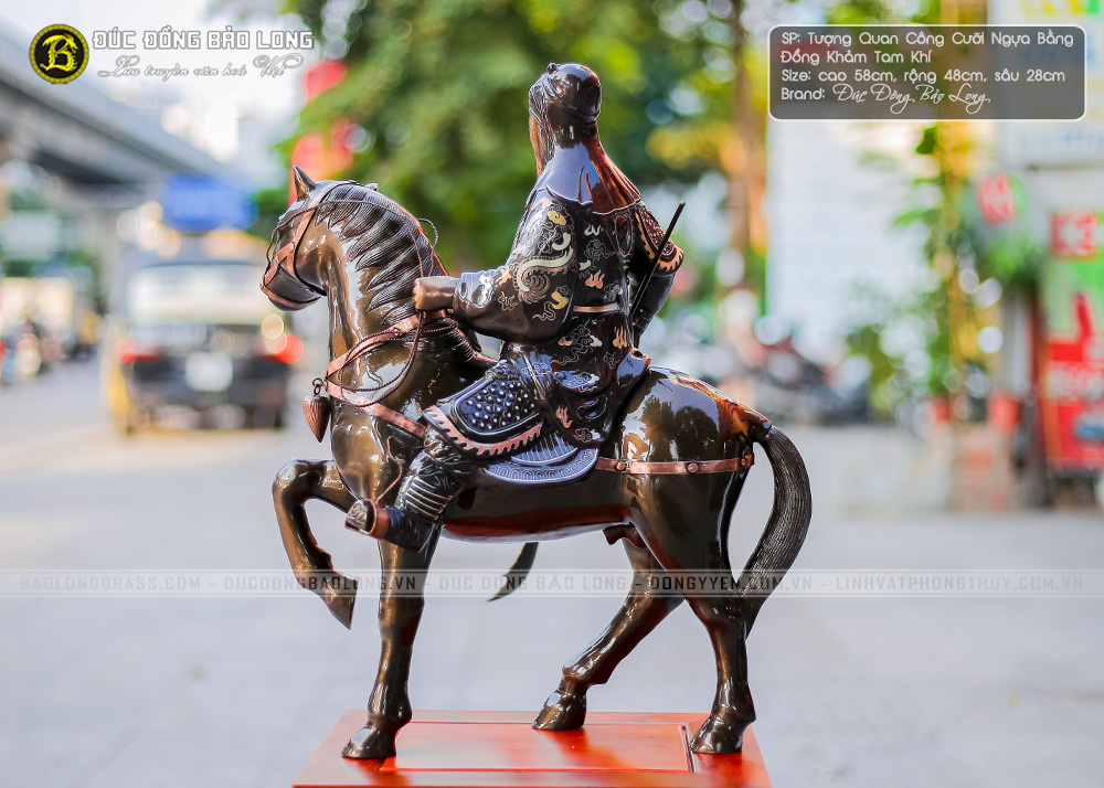 tượng quan công cưỡi ngựa khảm tam khí cao 48cm