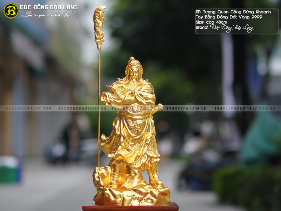 tượng Quan Công đứng khoanh tay dát vàng 9999