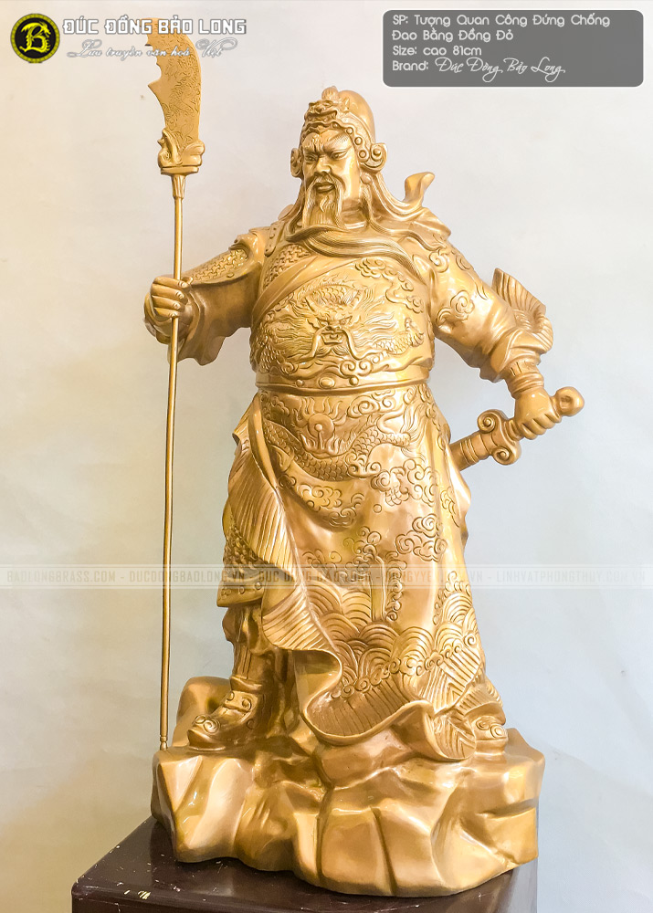 tượng Quan Công đứng chống đao bằng đồng đỏ cao 81cm