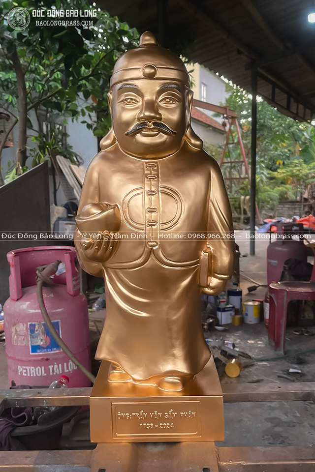 Tượng Quản Gia Bằng Đồng Đỏ Cao 61Cm