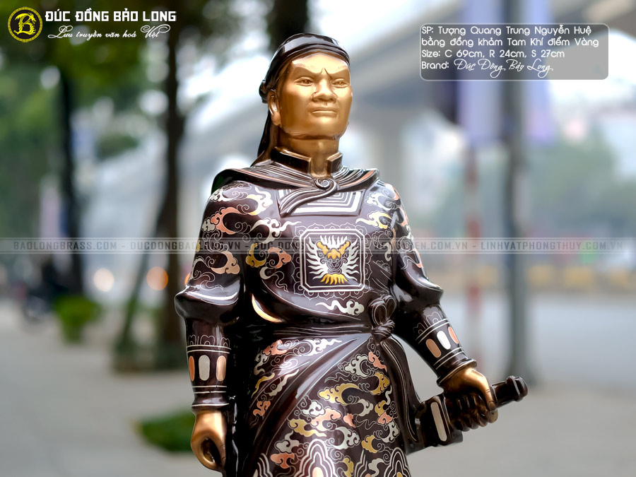 Tượng Vua Quang Trung Bằng Đồng Khảm Vàng Bạc Cao 69cm