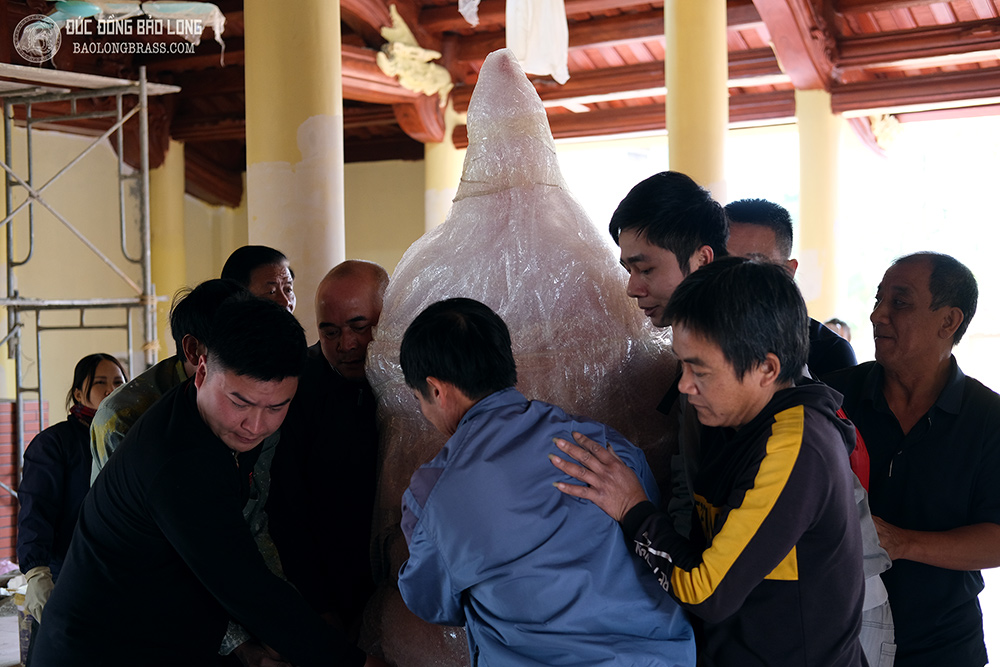 Tượng Phật Bà Nghìn Mắt Nghìn Tay Bằng Đồng Đỏ Cao 1m27