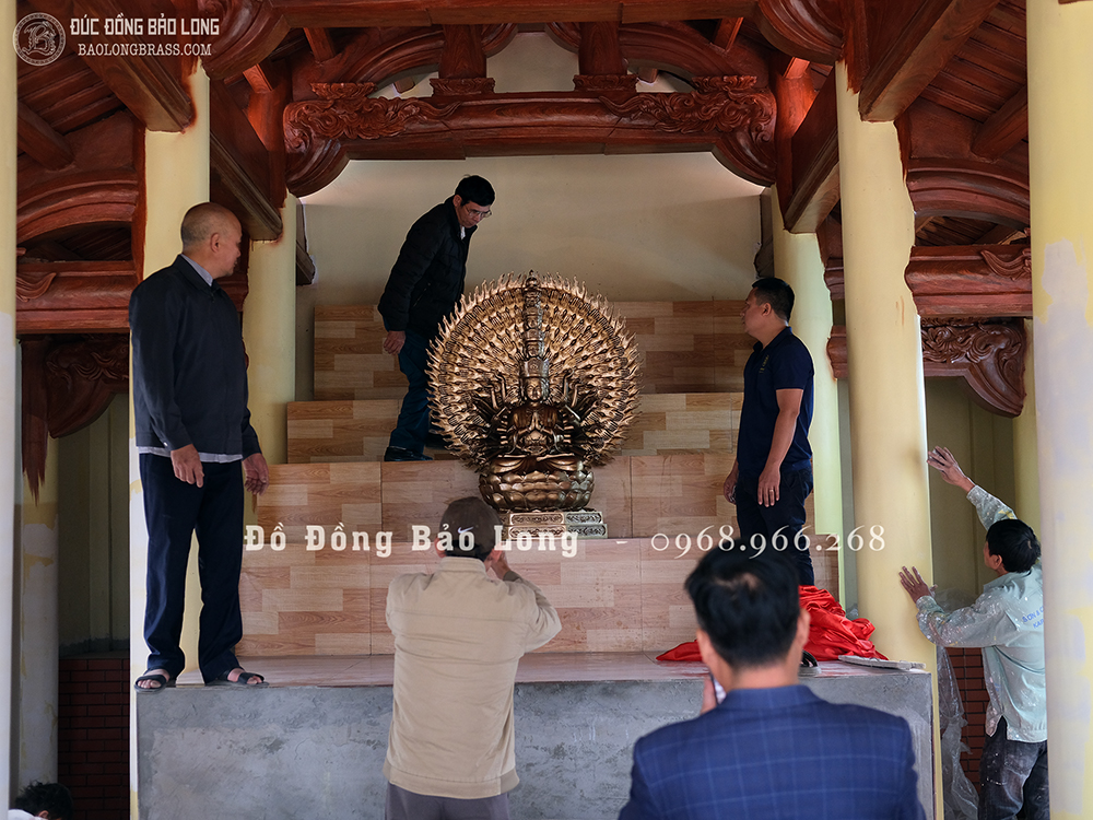 Tượng Phật Bà Nghìn Mắt Nghìn Tay bằng đồng đỏ cao 1m27