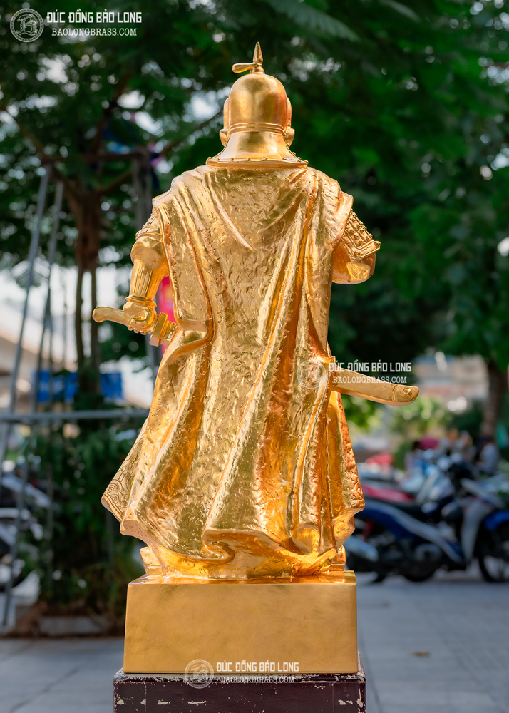 tượng trần hưng đạo đồng đỏ dát vàng 9999 cao 1m07