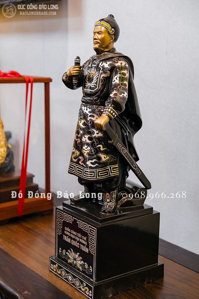 Tượng Đồng Trần Quốc Tuấn Khảm Tam Khí Cao 48Cm Mẫu Mới Đẹp
