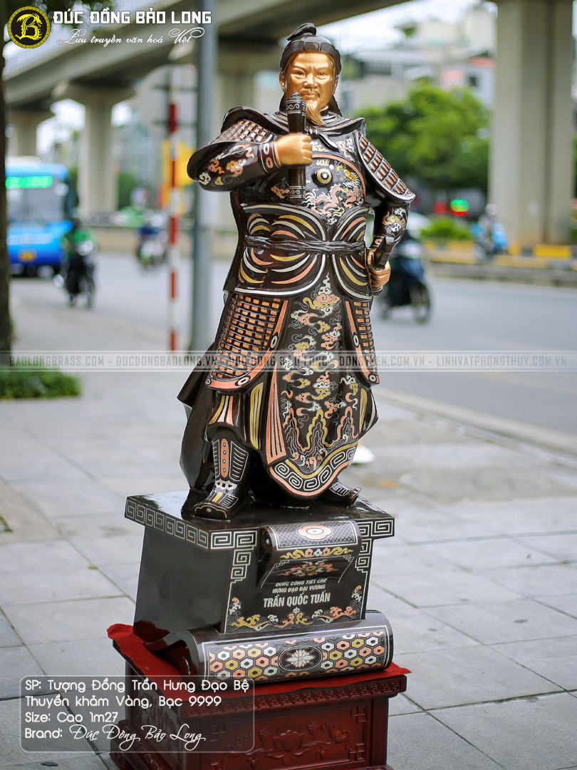 tượng Trần Hưng Đạo đứng bệ thuyền bằng đồng vàng bạc cao 1m27
