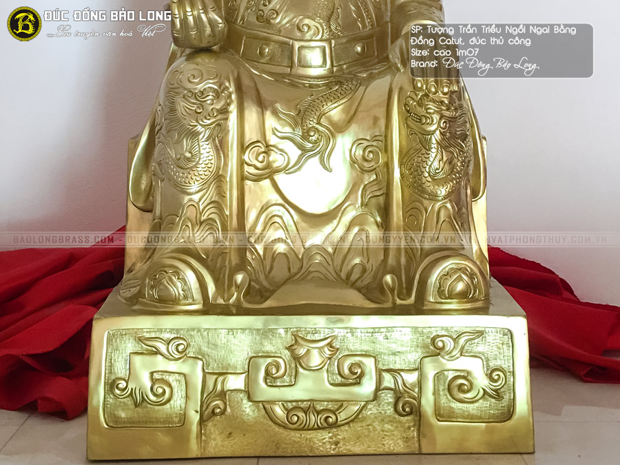 tượng Đức Thánh Trần ngồi ngai 1m07