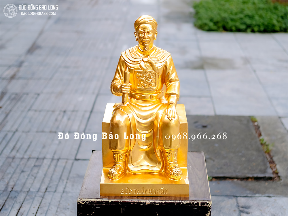 Tượng Đức Thánh Trần Triều Ngồi Bằng Đồng Đỏ Dát Vàng 9999 Cao 50Cm