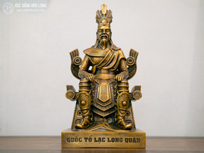 Tượng Quốc Tổ Lạc Long Quân Bằng Đồng Cao 28Cm Màu Trầm Cổ